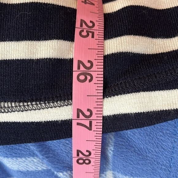 T By Talbots Women’s Black And Cream Striped Top Size Large NWOT - Picture 6 of 6